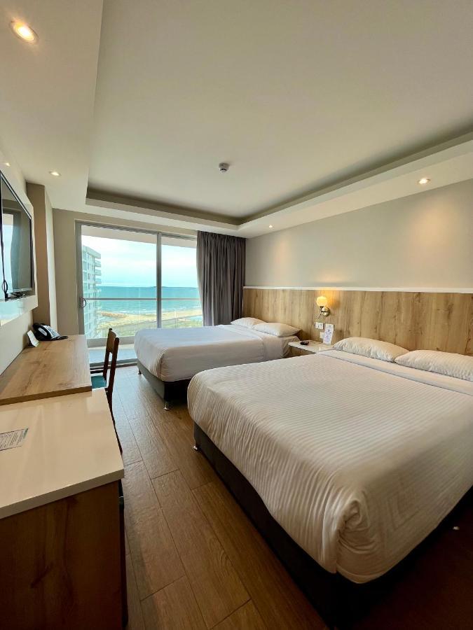 Wyndham Garden Cartagena Hotel Екстериор снимка
