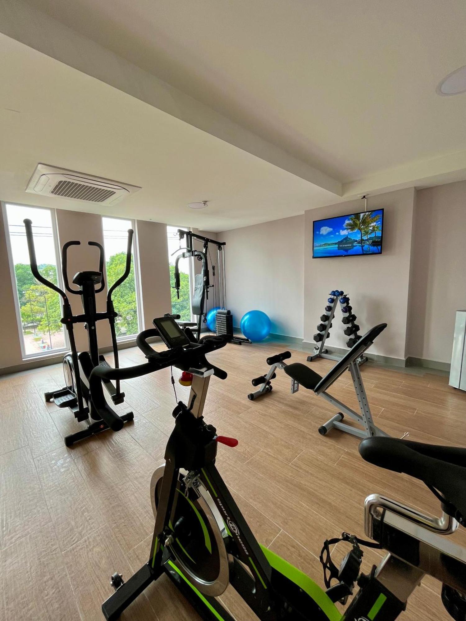 Wyndham Garden Cartagena Hotel Екстериор снимка