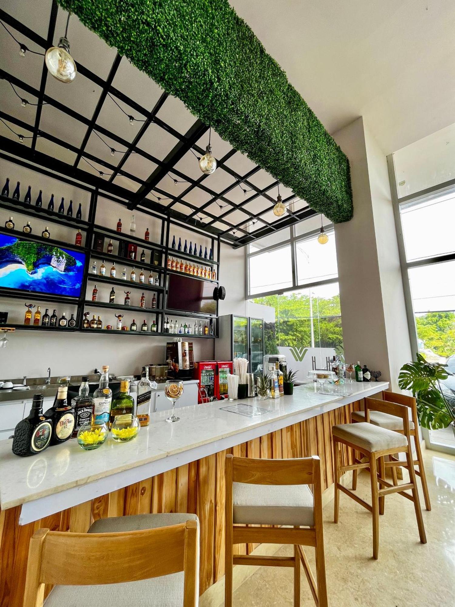 Wyndham Garden Cartagena Hotel Екстериор снимка